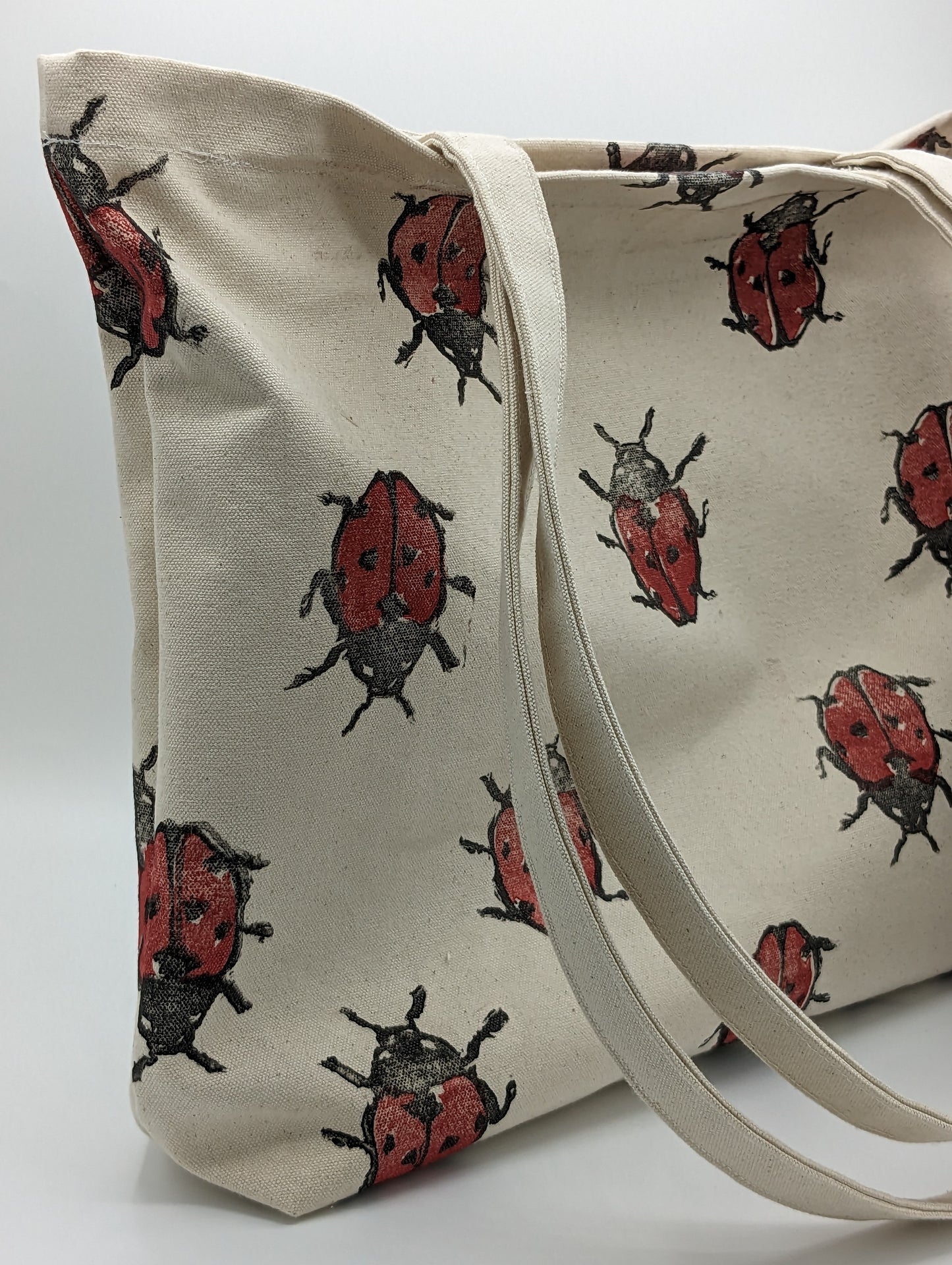 Bees Long Strap Tote