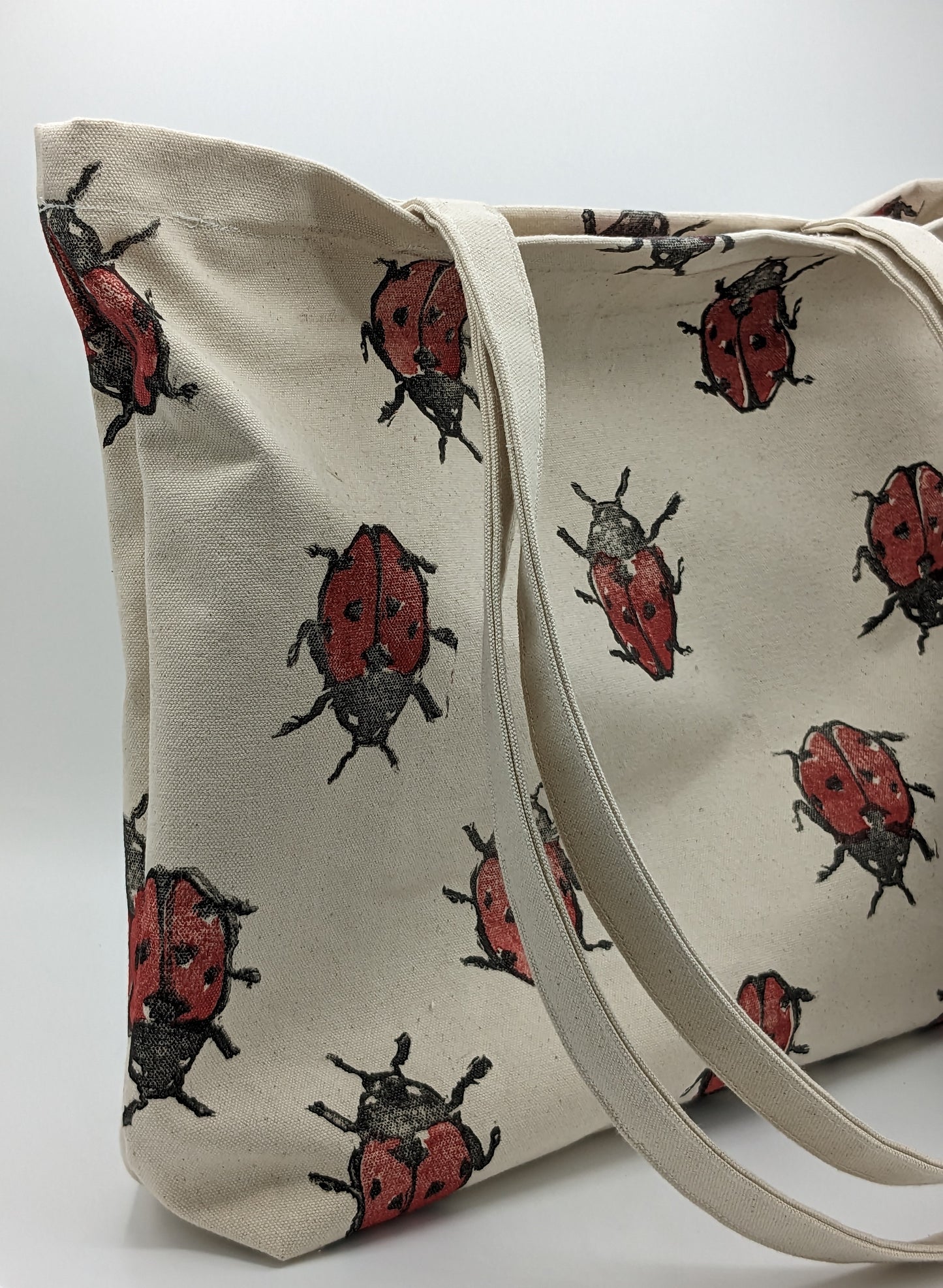 Bees Long Strap Tote