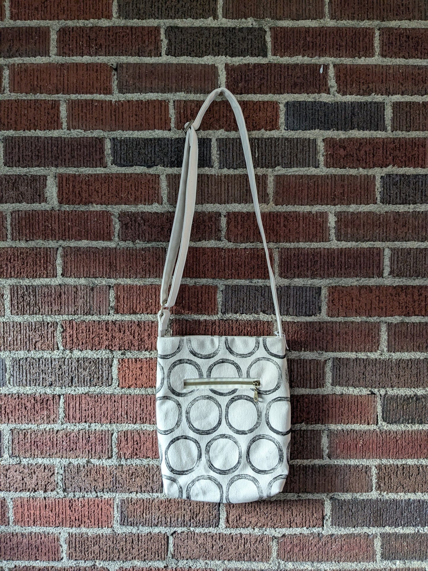 Black Circles Crossbody