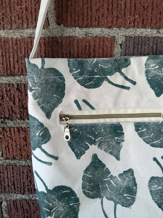 Monstera Crossbody